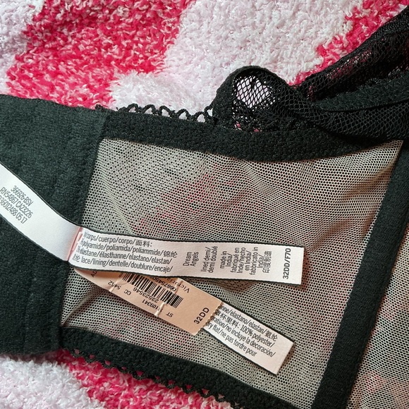 Victoria Secret Black Lace bralette - Picture 6 of 6